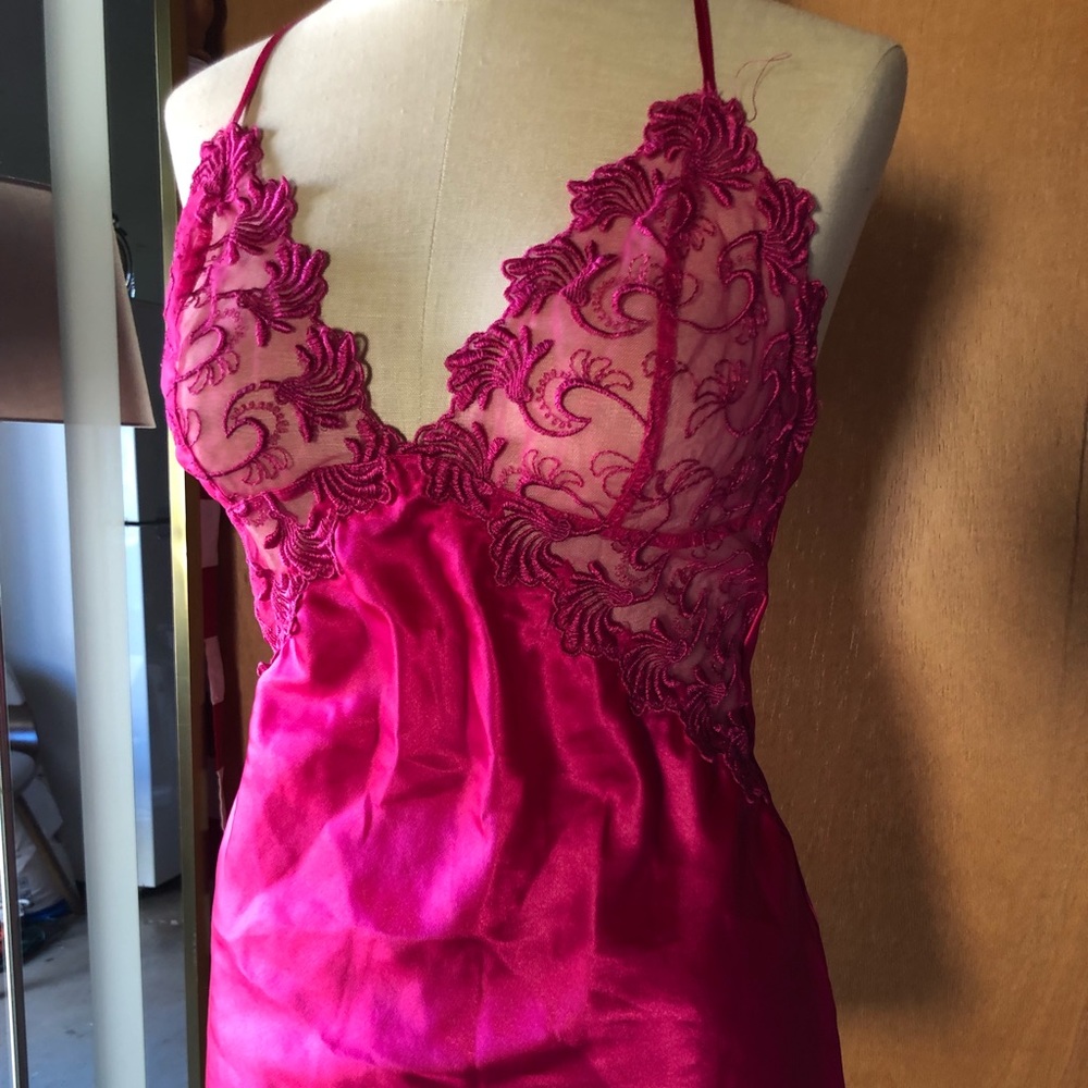 Pinkkk - Picture 3 of 4